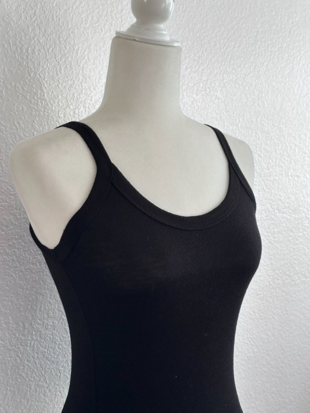 XXI Black Ribbed Tank Top Size M Stretch Fitted Basic Layering Essential - Picture 3 of 7